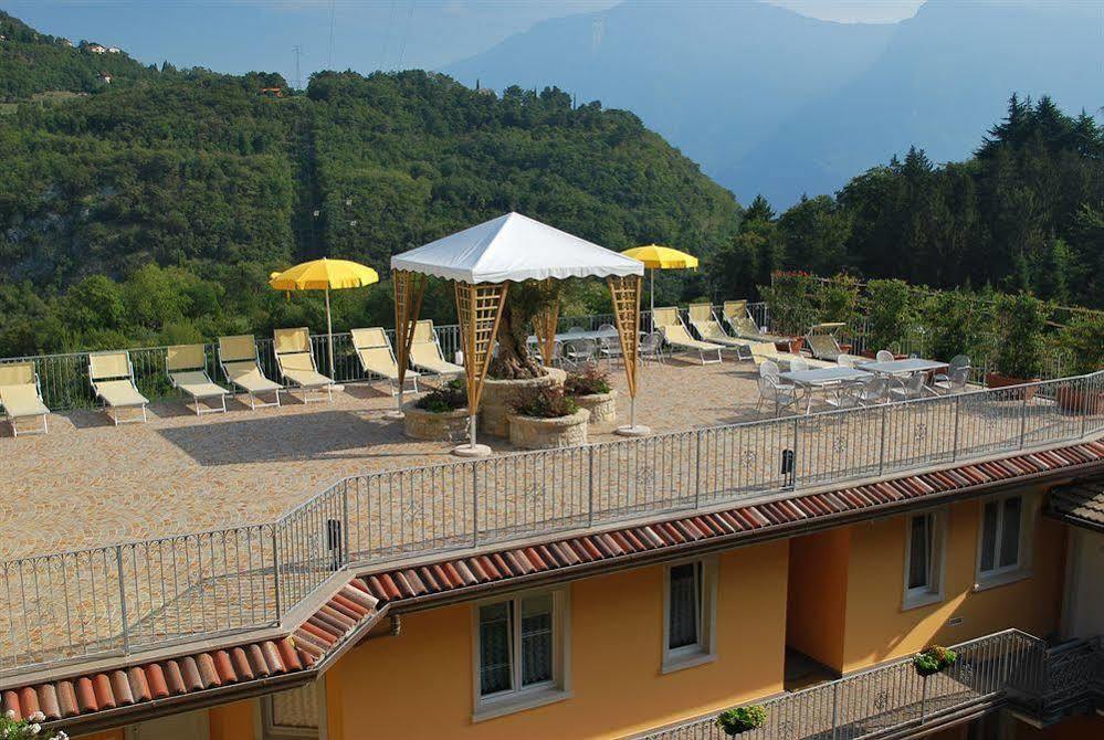 Residence Terry Tremosine ภายนอก รูปภาพ