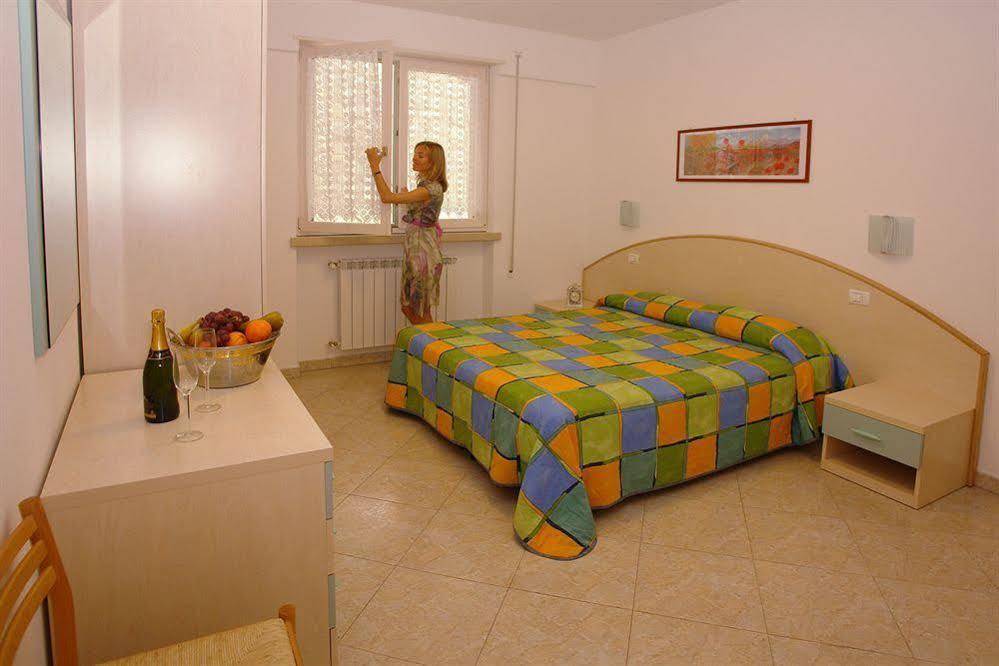 Residence Terry Tremosine ภายนอก รูปภาพ
